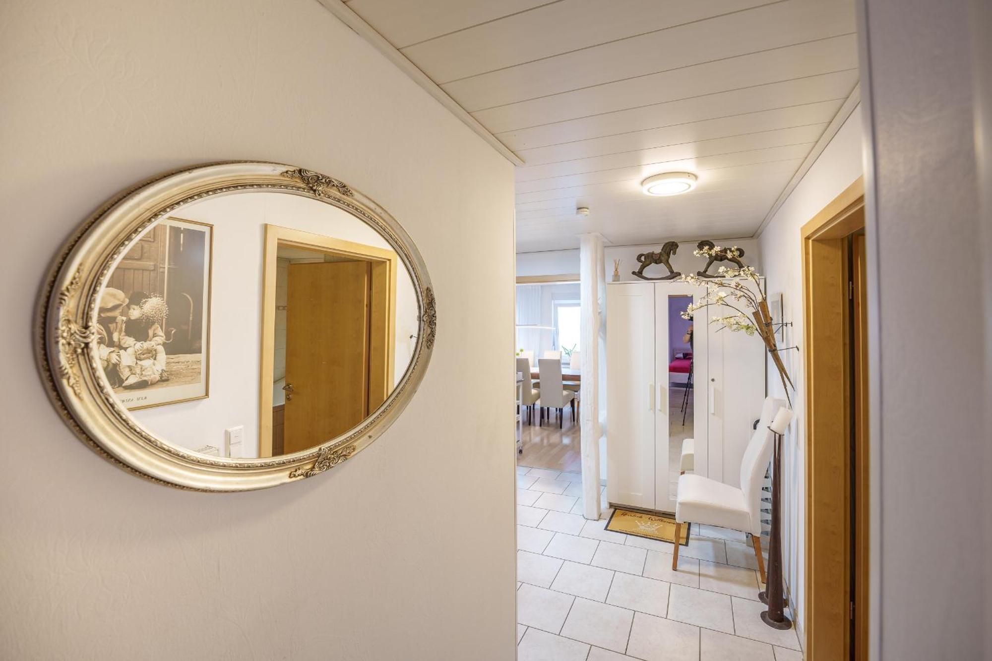 Wilhelm Appartements 100Qm Im Zentrum Brackenheim Naehe Tripsdrill Bagian luar foto